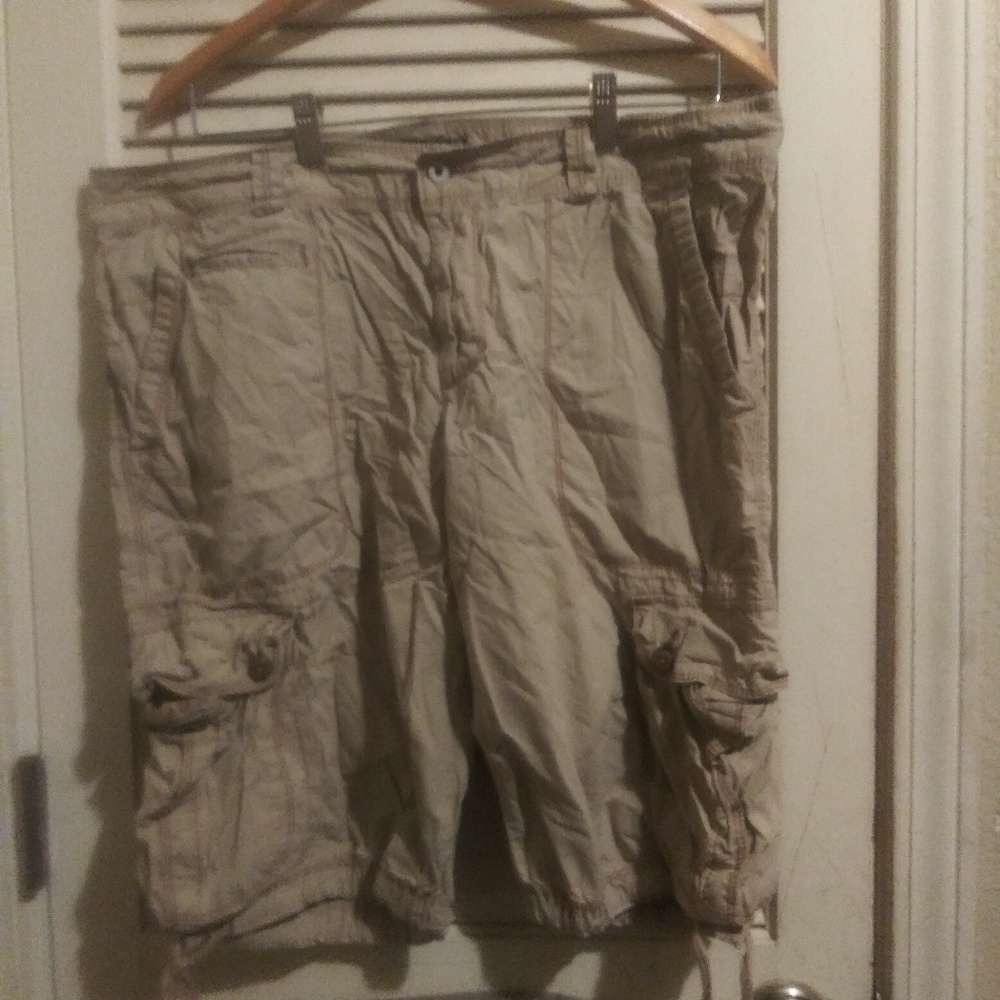Baihg cargo shorts